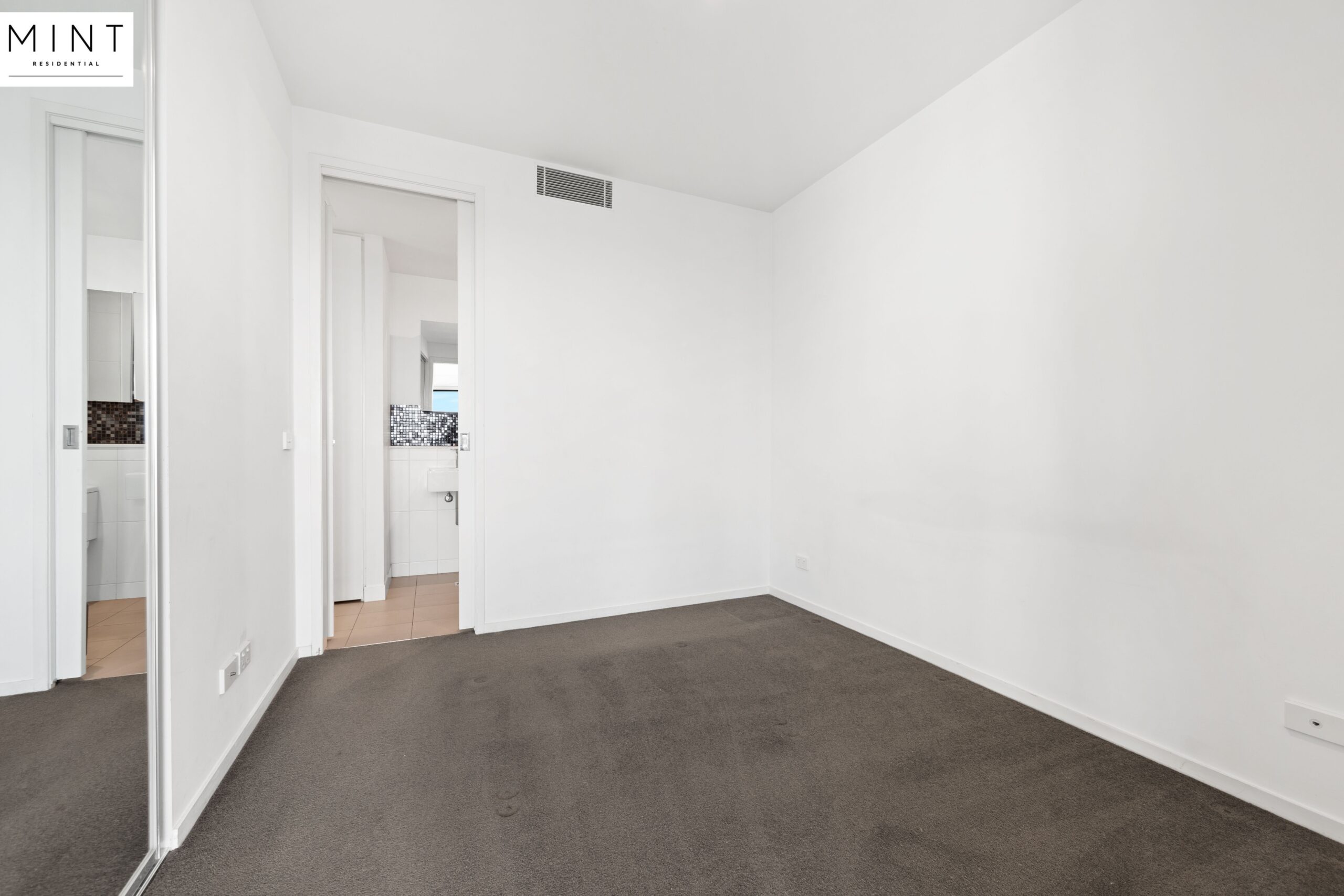 2008/18 Mount Alexander Rd, Travancore  VIC  3032, Travancore - Image 1