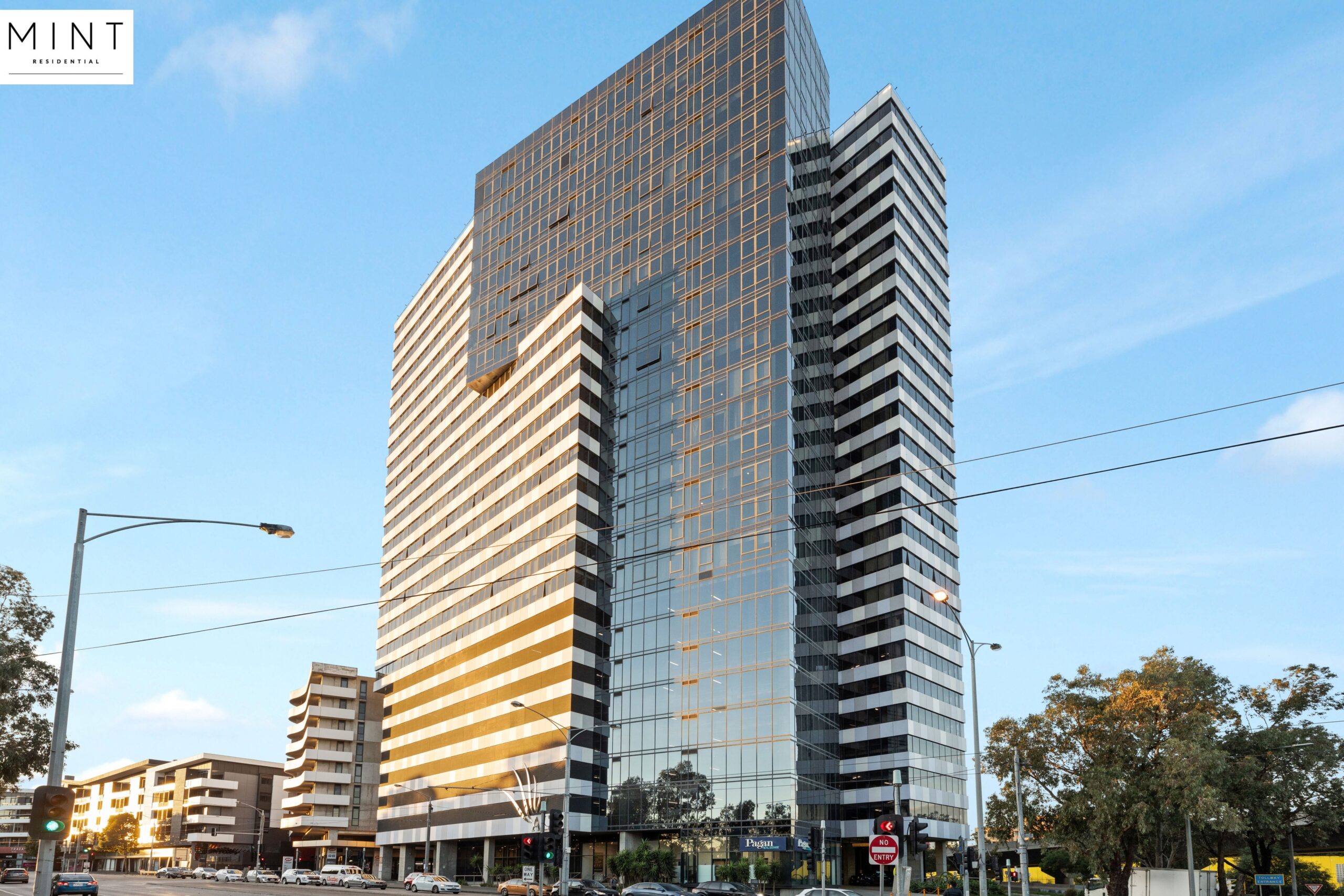 1318/18 Mount Alexander Rd, Travancore, VIC 3032