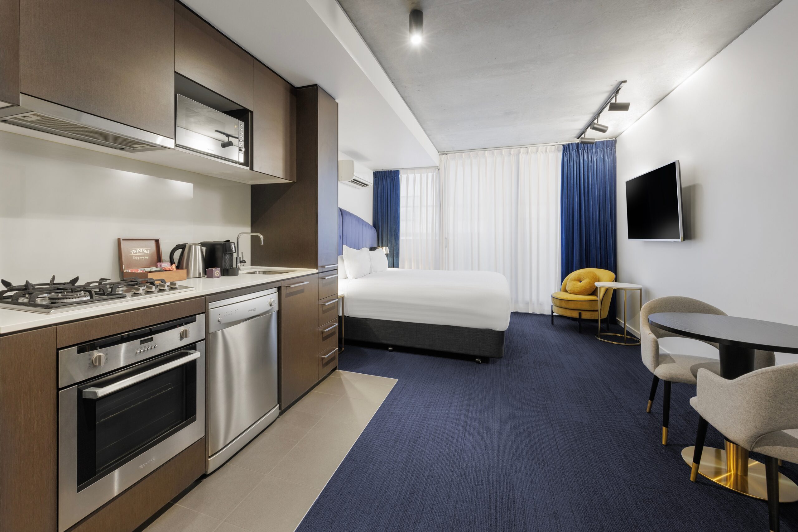Studio Apartment/352 Williams St, Melbourne, VIC 3000