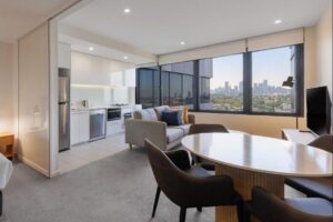 18 Mount Alexander Rd, Travancore, VIC 3032