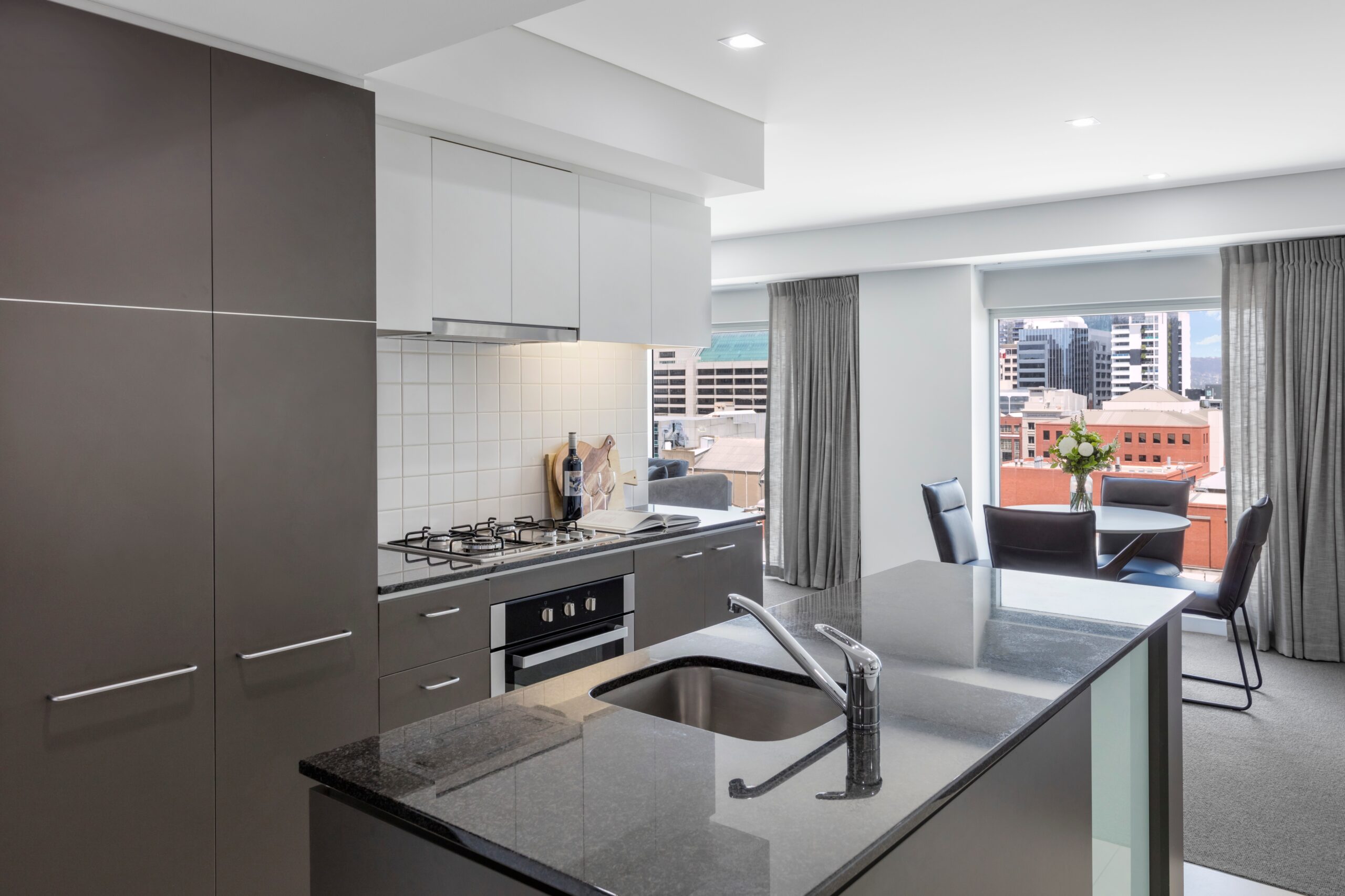 2Bed/96 North Tce, Adelaide, SA 5000