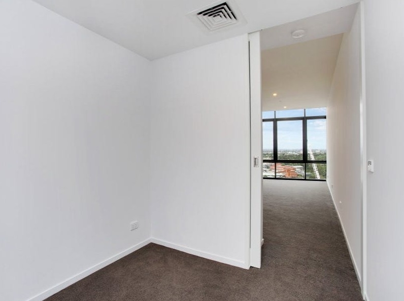 1115/18 Mount Alexander Rd, Travancore, VIC 3032