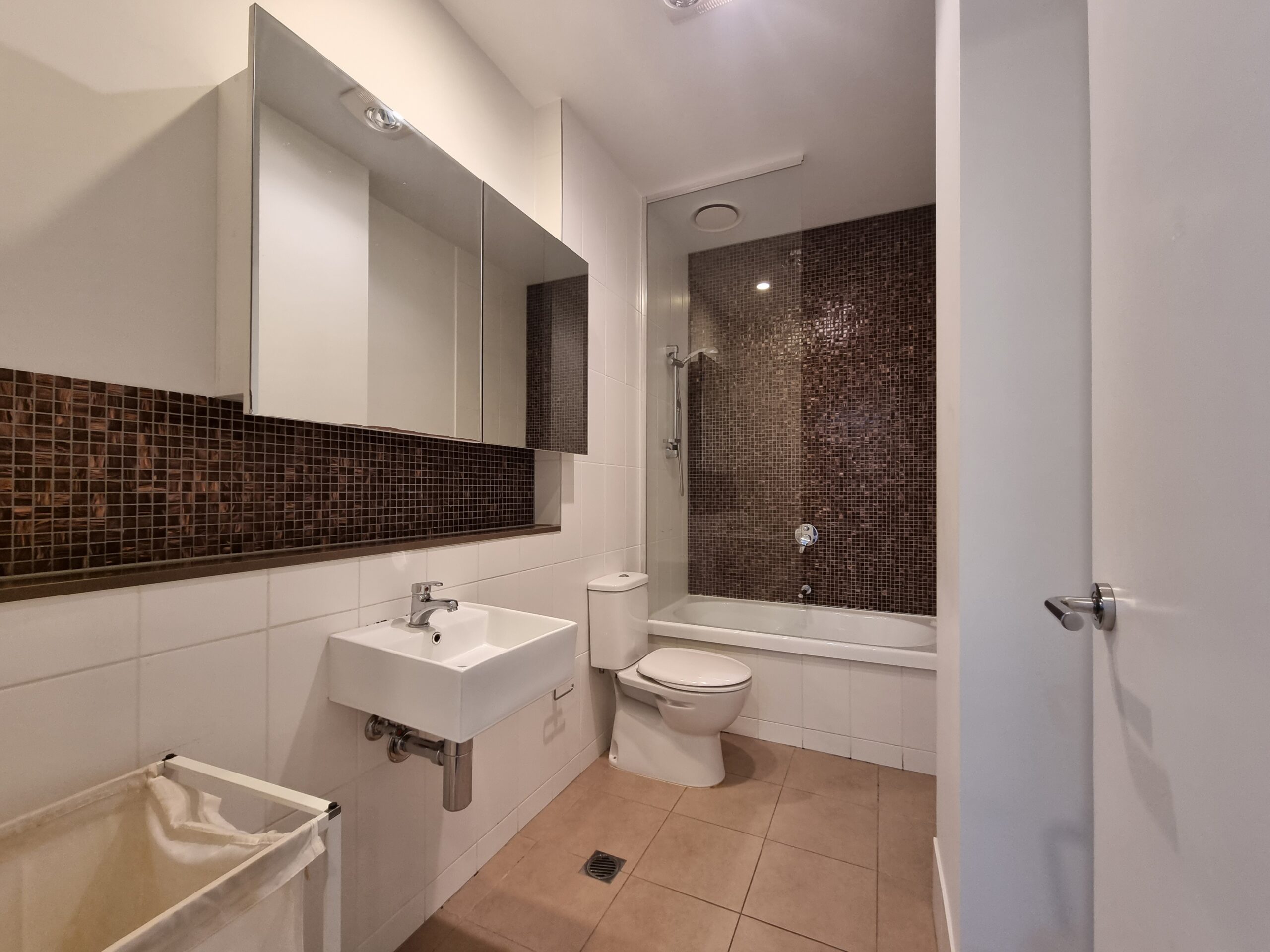 166/38 Mount Alexander Rd, Travancore, VIC 3032