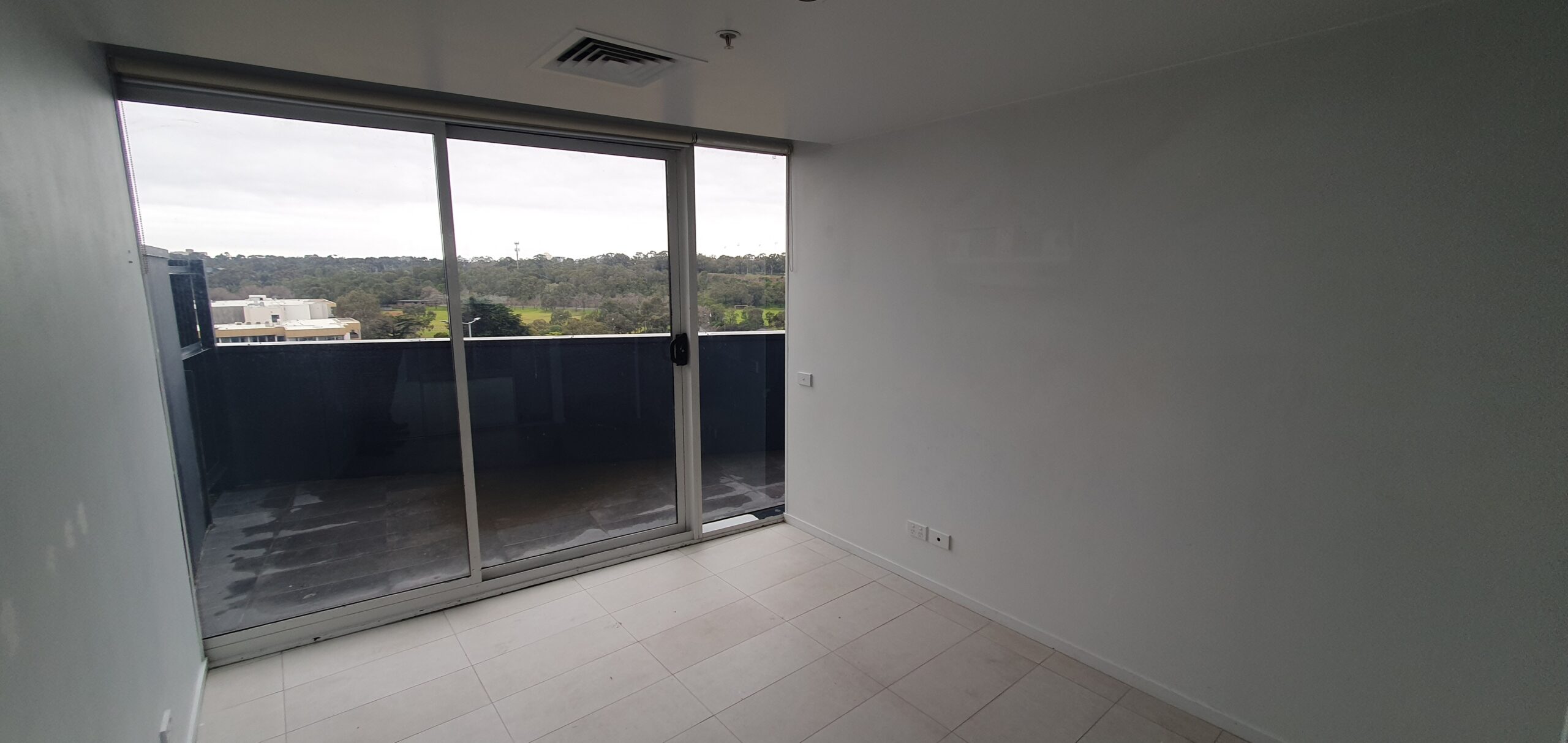 860/18 Mount Alexander Rd, Travancore, VIC 3032