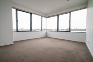 921/18 Mount Alexander Rd, Travancore, VIC 3032