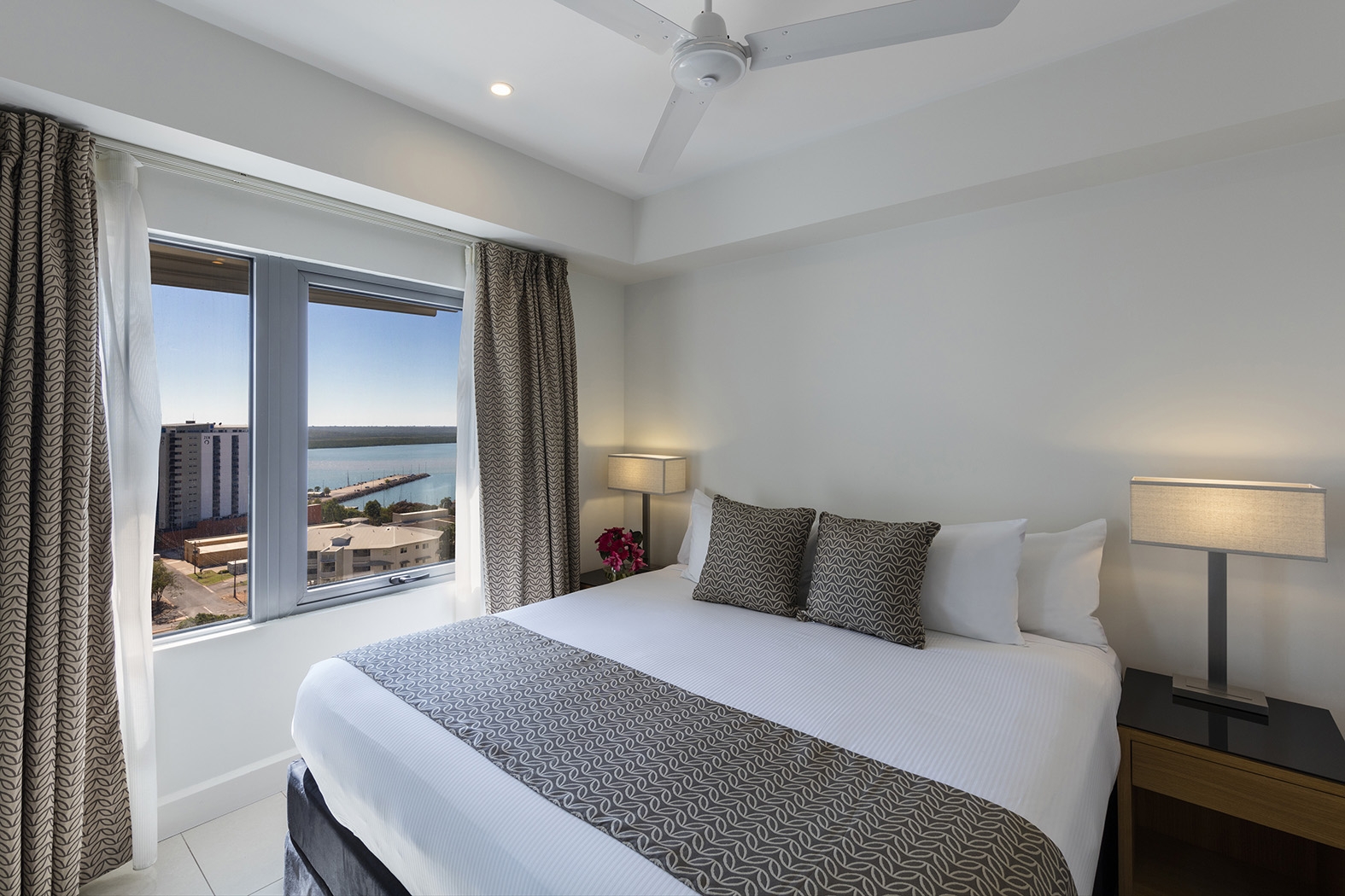 Private: 31 WOODS STREET, DARWIN CITY, NT 0800