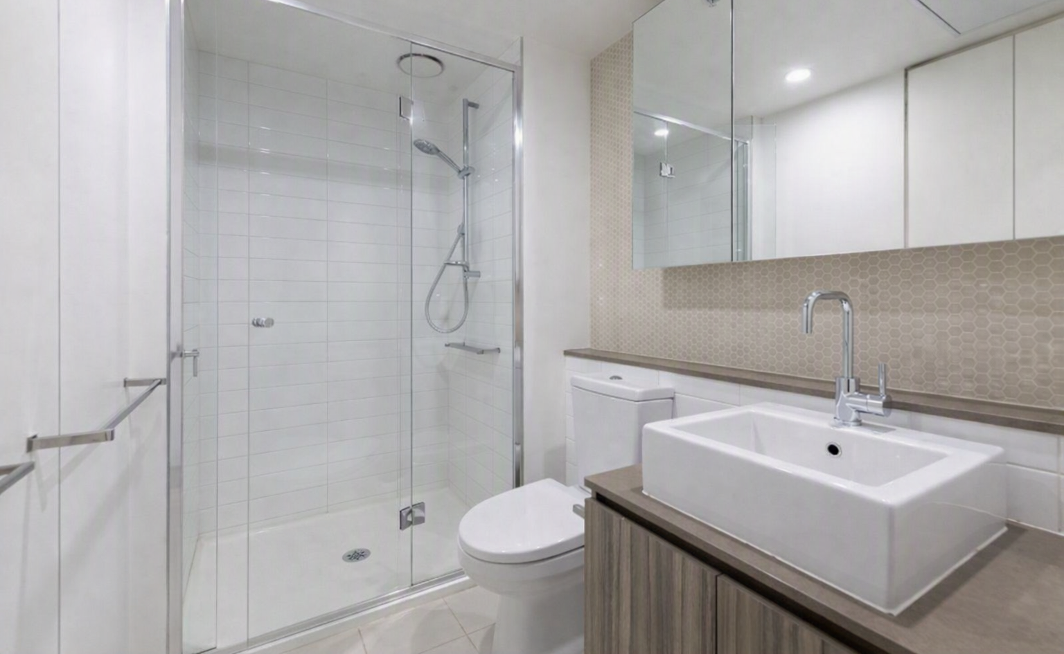 718/17 Singers Ln, Melbourne, VIC 3000