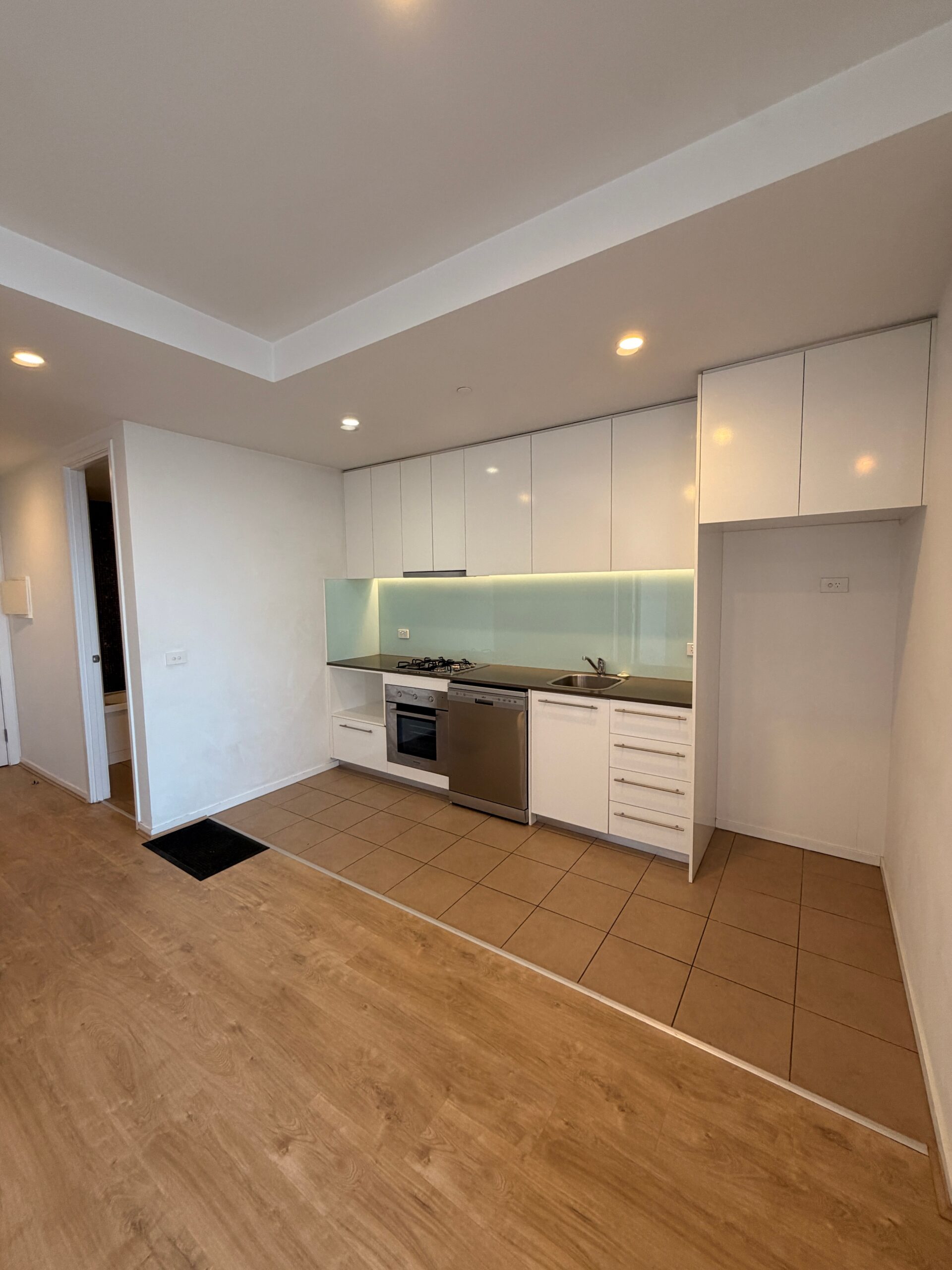 826/38 Mount Alexander Rd, Travancore, VIC 3032